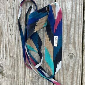 Handloomed Geometric Patterned Belt